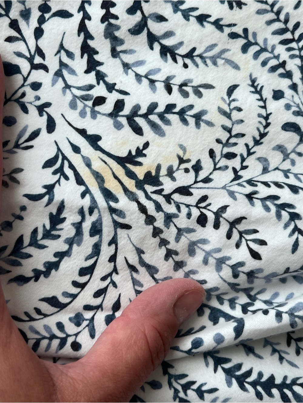 King bedding set - Picture 7 of 8